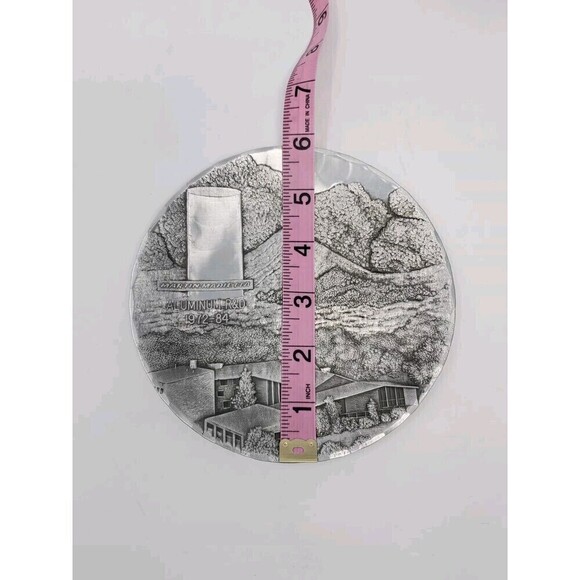 VINTAGE HANDMADE WENDELL AUGUST FORGE MARTIN MARIETTA COLLECTOR'S PLATE ALUMINUM - Picture 9 of 9